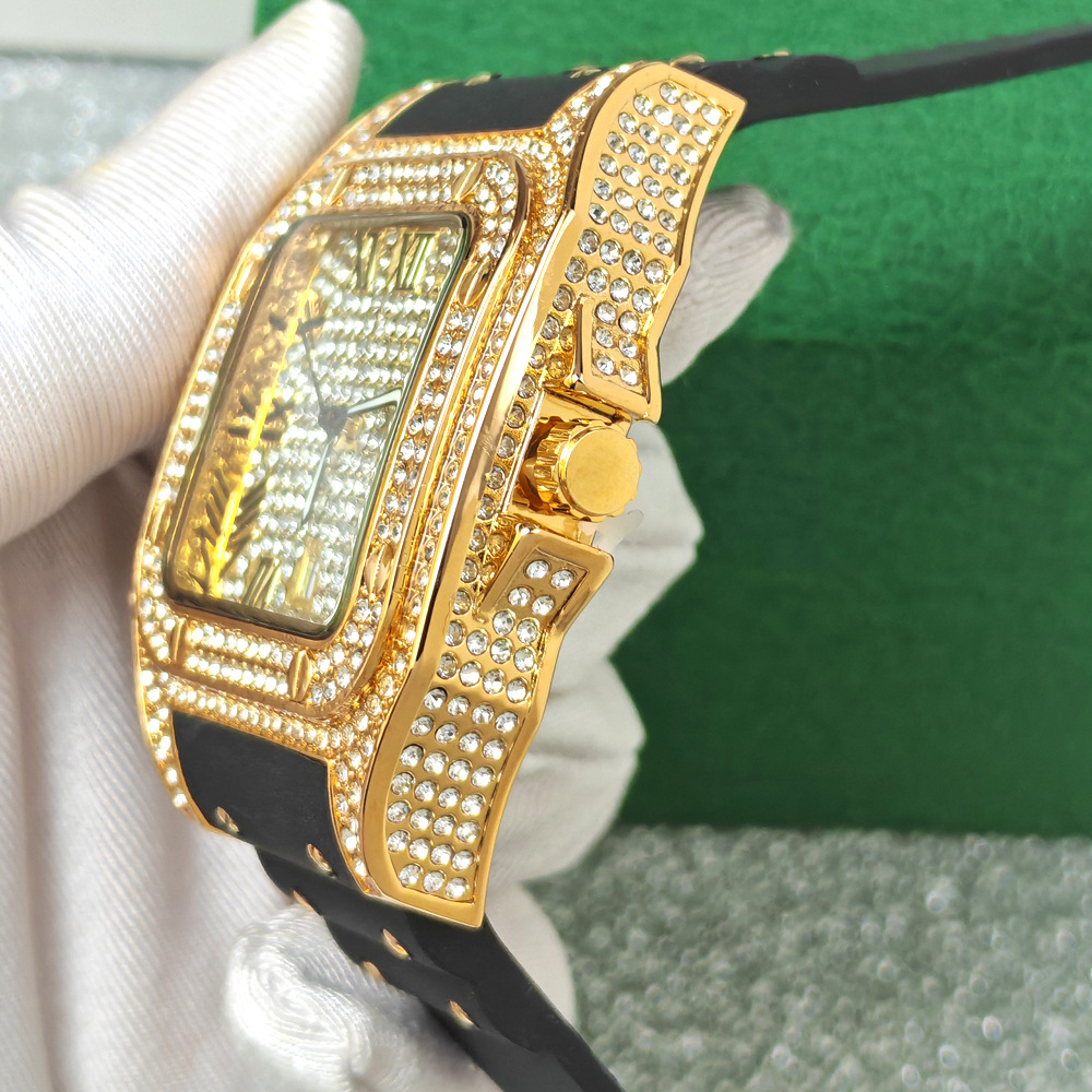 นาฬิกาควอตซ์แฟชั่นสุดฮิต ประดั - Luxury Watch With Rubber Strap บทวิจารณ์และราคา