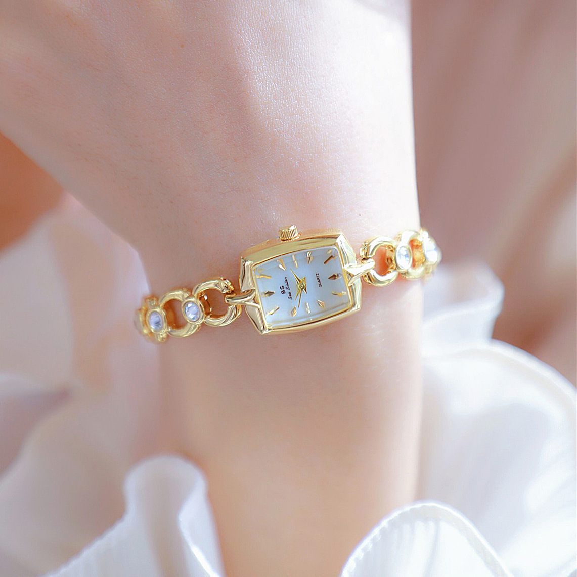 UTHAI นาฬิกาสำหรับผู้หญิงแบรนด - Luxury Watch And Jewelry Brand บทวิจารณ์และราคา
