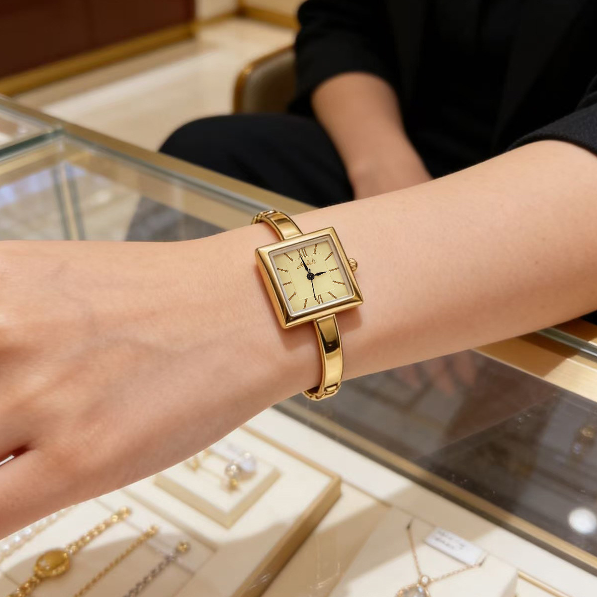 นาฬิกาข้อมือควอตซ์กันน้ำ ดีไซน - Luxury Watch And Jewelry Brand บทวิจารณ์และราคา