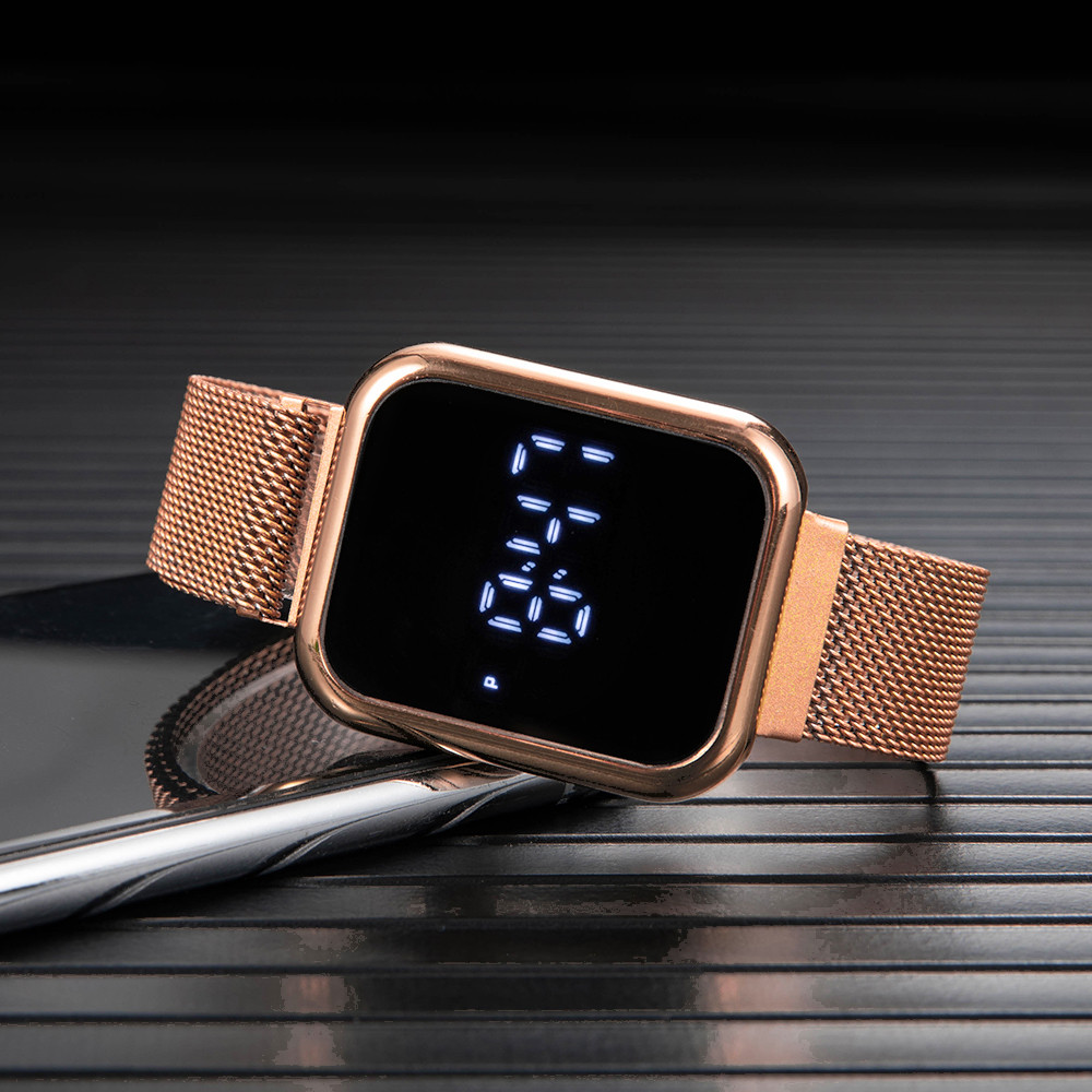 นาฬิกาข้อมือดิจิตอลทรงสี่เหลี่ - Luxury Watch Exchange บทวิจารณ์และราคา